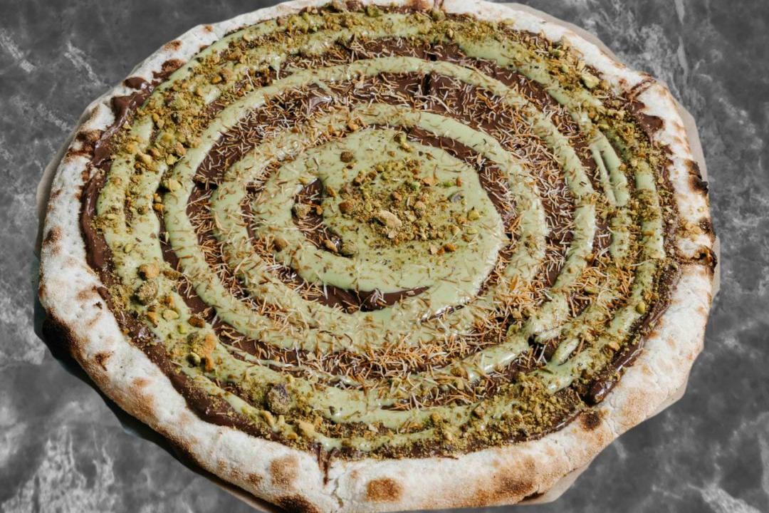 Meal card cover for: Dubai Chocolate Pizza