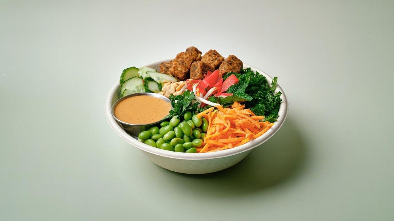 Meal card cover for: Light Thai Crunch