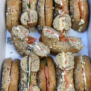 Meal card cover for: Medium Smoked Salmon Bagel Box