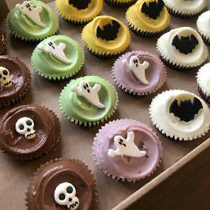 Meal card cover for: Halloween cupcakes platter (40 cupcakes)