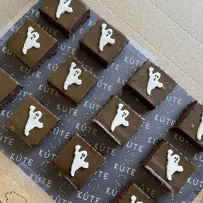Meal card cover for: Halloween Brownie platter (40 brownies)