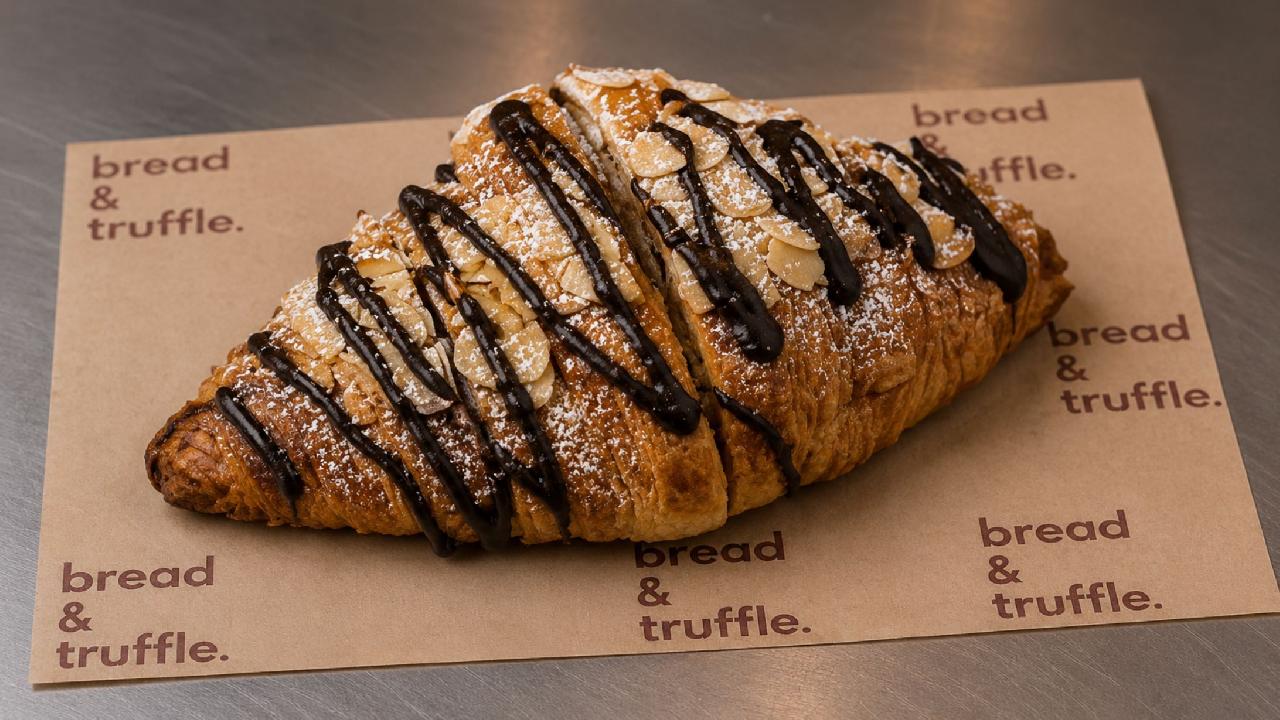 Meal card cover for: Almond & Chocolate Cornetti