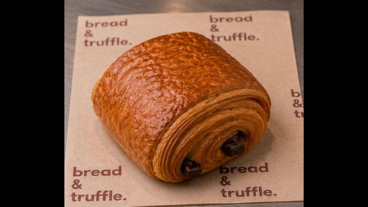 Meal card cover for: Pain au Chocolat