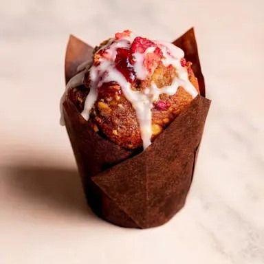 Meal card cover for: CAT Strawberry & macadamia nut muffins CAT