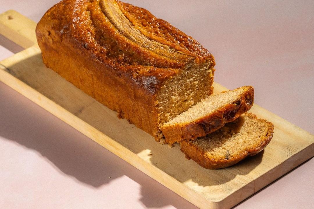 Meal card cover for: Cat Vegan banana bread loaf Cat