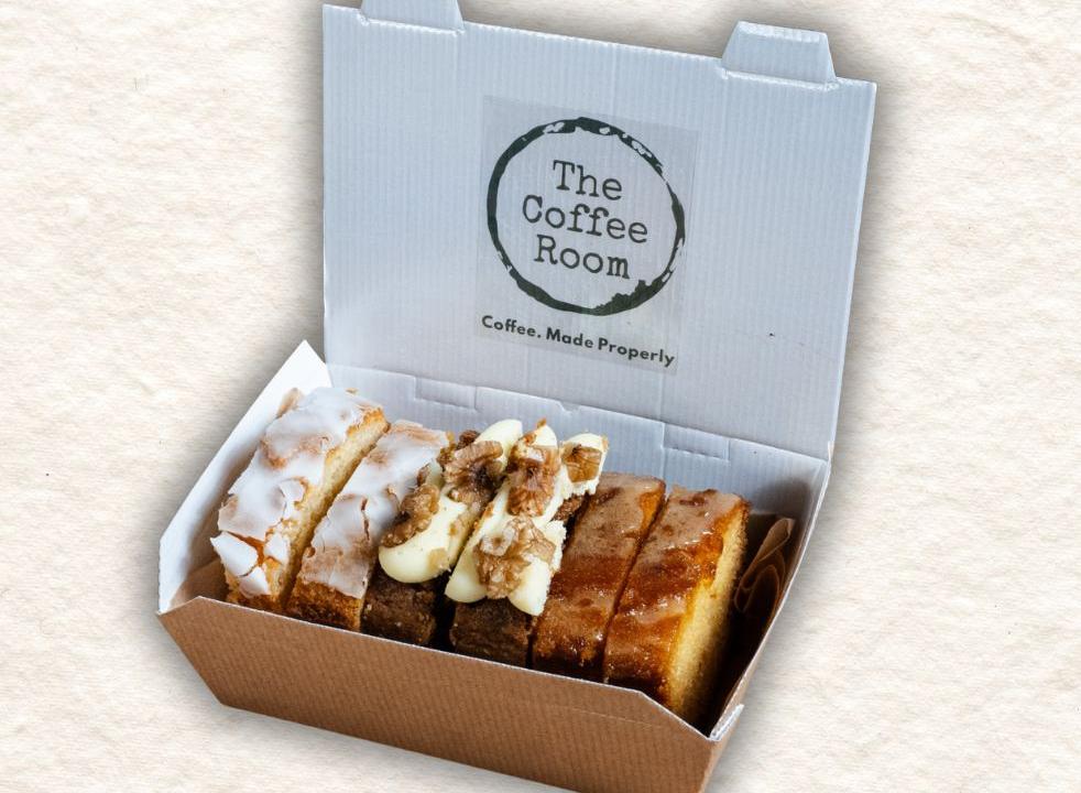 Meal card cover for: 6x Carrot Cake Loaf Slice (in 24 bites)