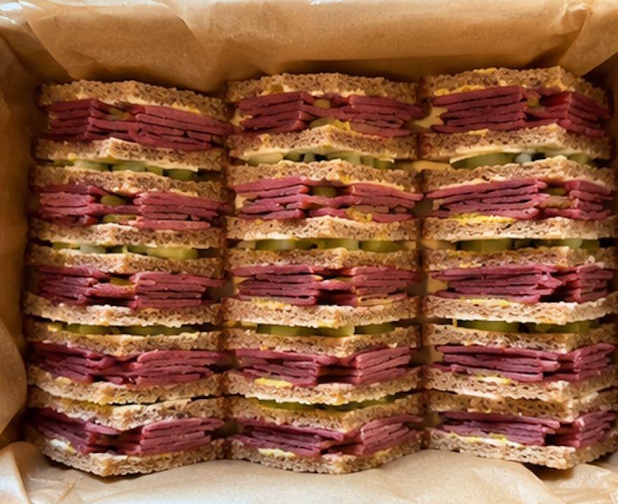 Meal card cover for: Pastrami & Gherkins Sandwich Box (24 pcs)