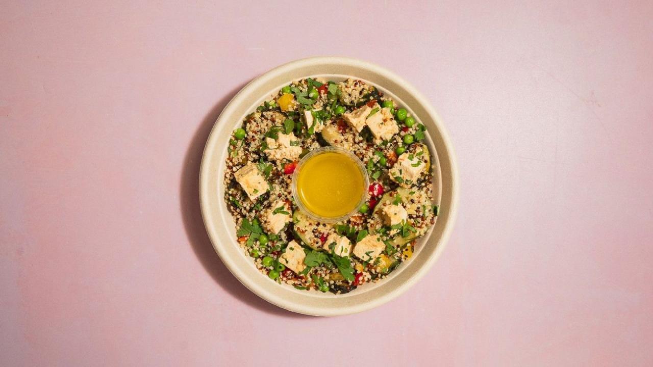 Meal card cover for: CAT Tofu, quinoa + courgette salad CAT