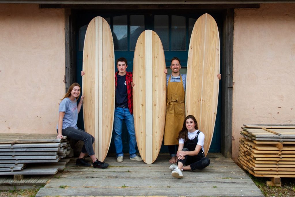 Koskas workshop wooden surfboard otter blue doors