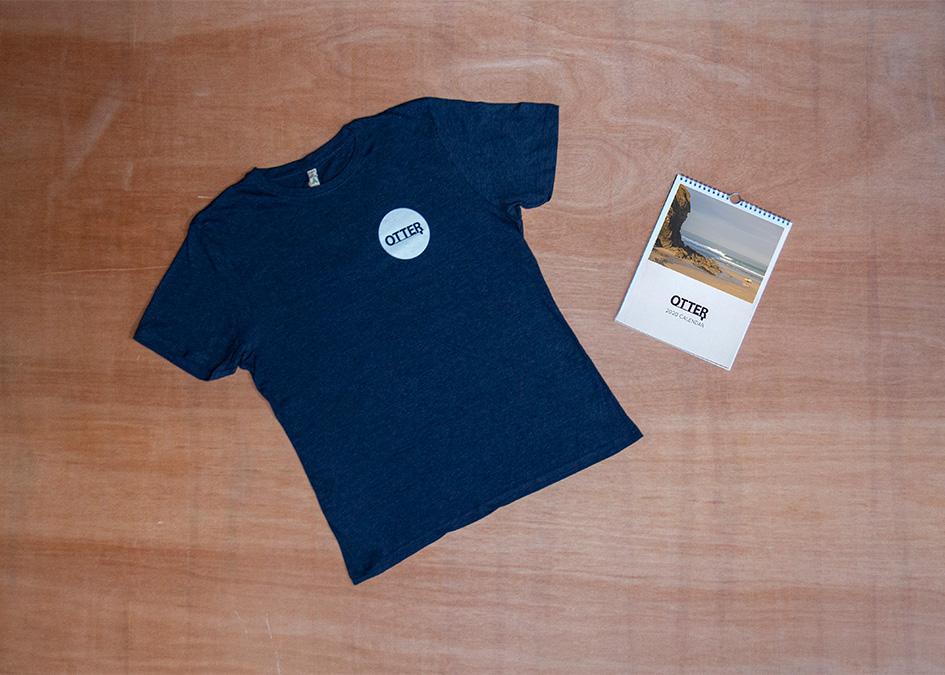 Otter surfboards Christmas bundle T-shirt and calendar