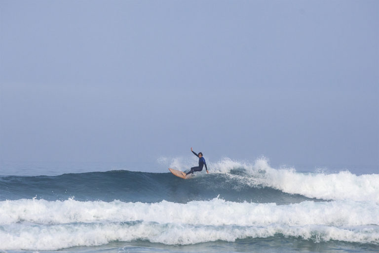 Chris Brunt Top turns the otter surfboards wooden Pieces of Eight at Perranporth