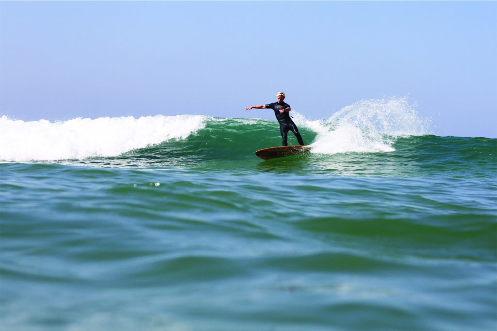 Asher King cuts back on the Otter Surfboards Wooden Fetch fish model in France.