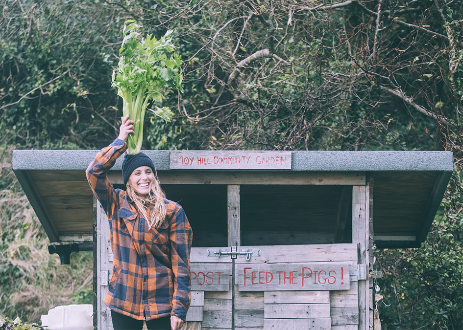 Sophie Hellyer at Moyhill Farm photgrapher nick pumphrey