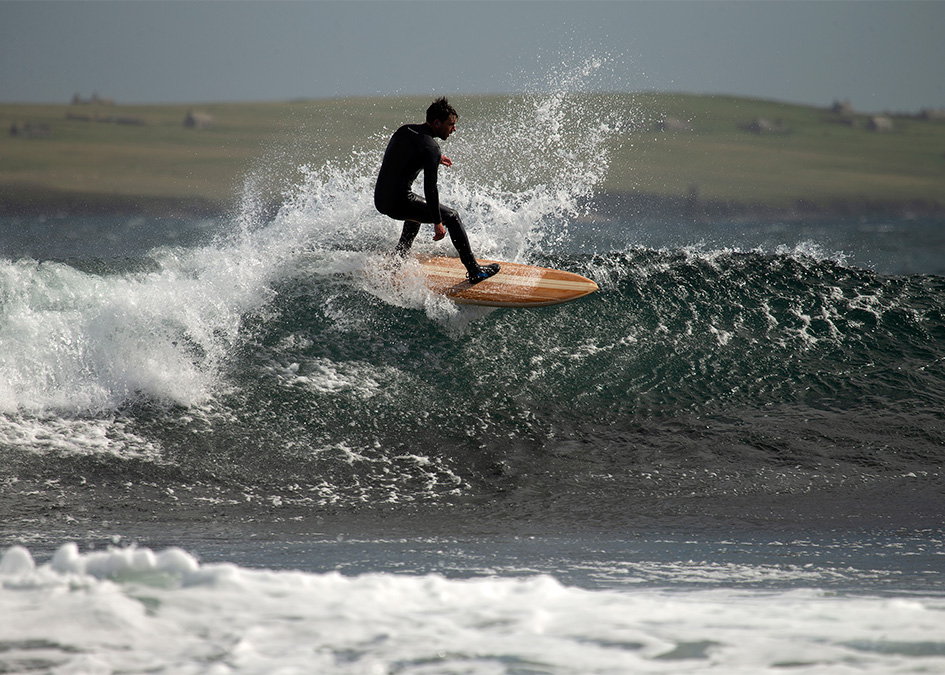 Lewis Arnold Sandy Kerr Easkey Britton Chris Noble Solstice Film Wooden Surfboards Scotland Hebrides Otter sandy top turn