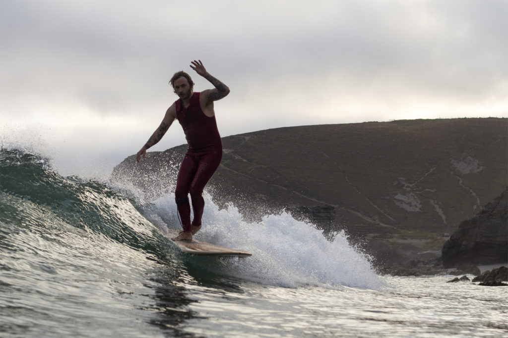 Rob Roma Reviews Wooden surfboard surfing st agnes longboard surfboard cornwall
