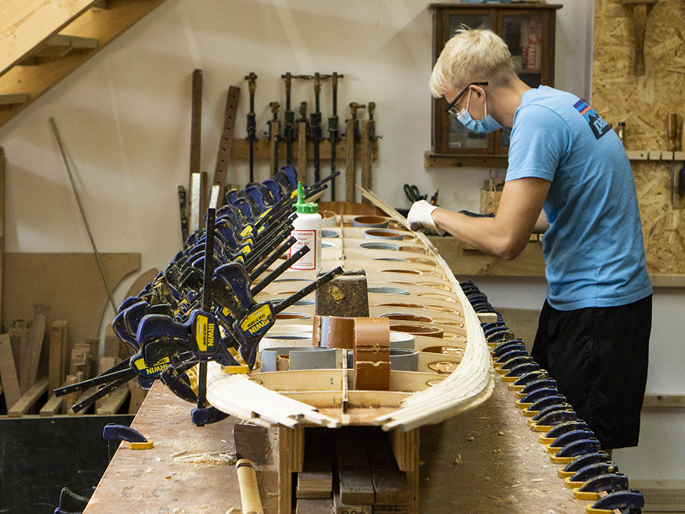 Ben_Rail_Build_Up-social