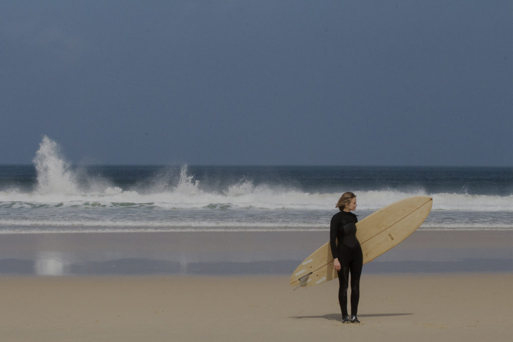 sophie Hellyer at Otter Surfboards BBB with grey overly