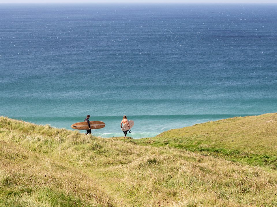 Otter wooden surfboard surf check