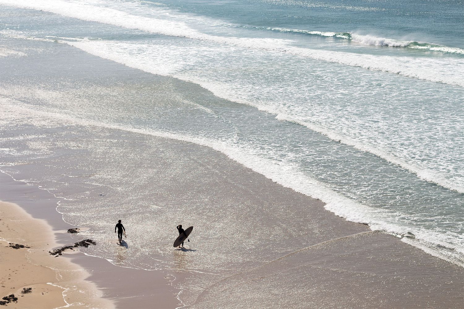 Otter wooden surfboard beach surfers
