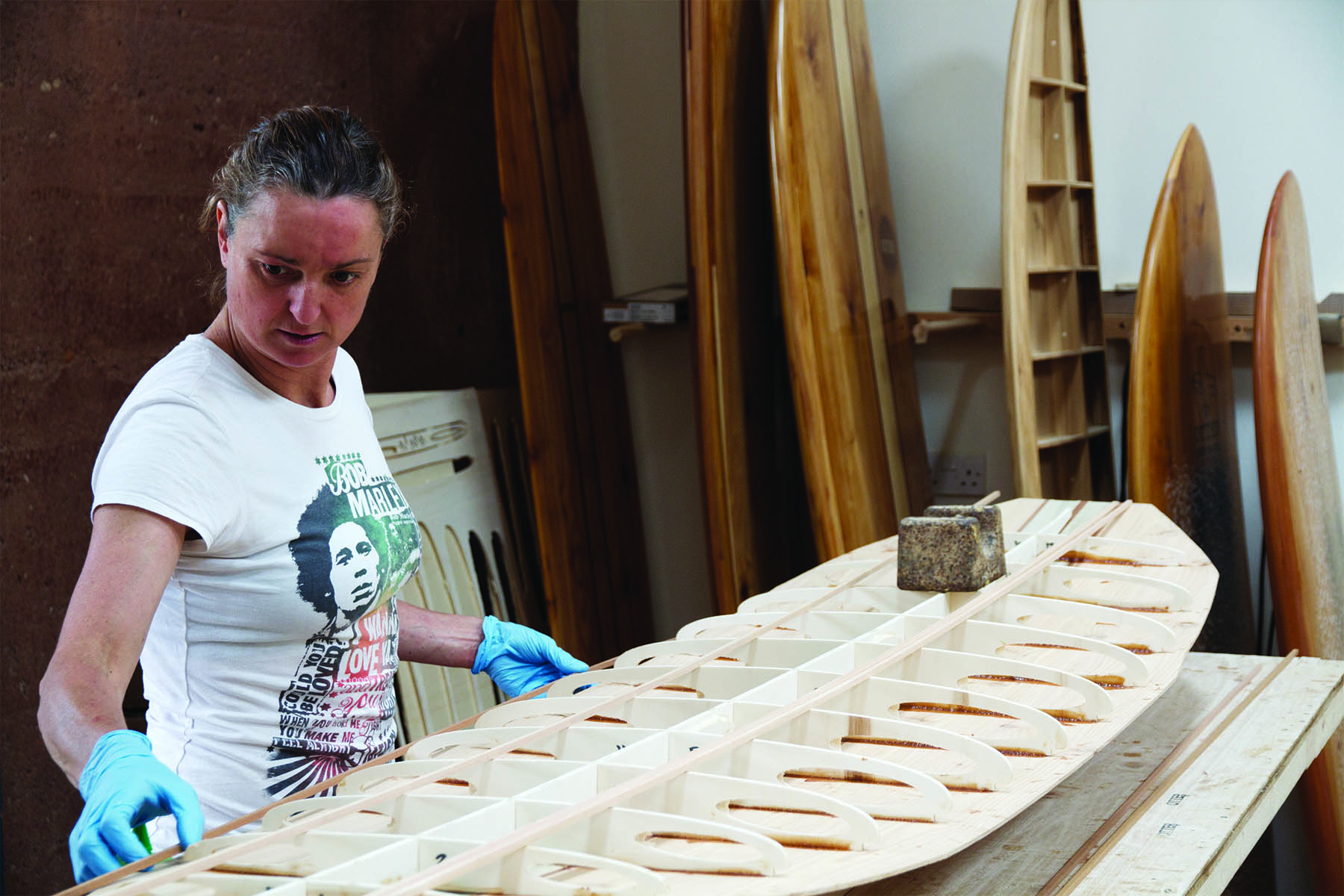Tracy Martin and Paul Otter wooden surfboard workshop June 2014 tracy rail strips