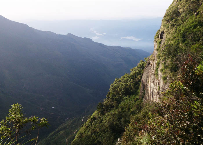 view at worlds end horton plains sri lanka