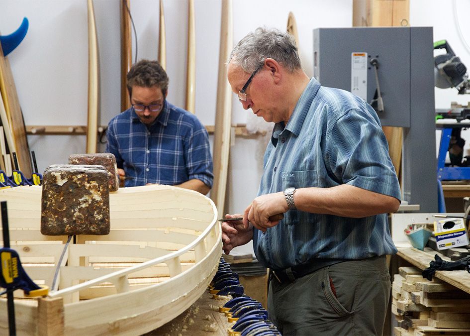 Wooden SUP rail building otter