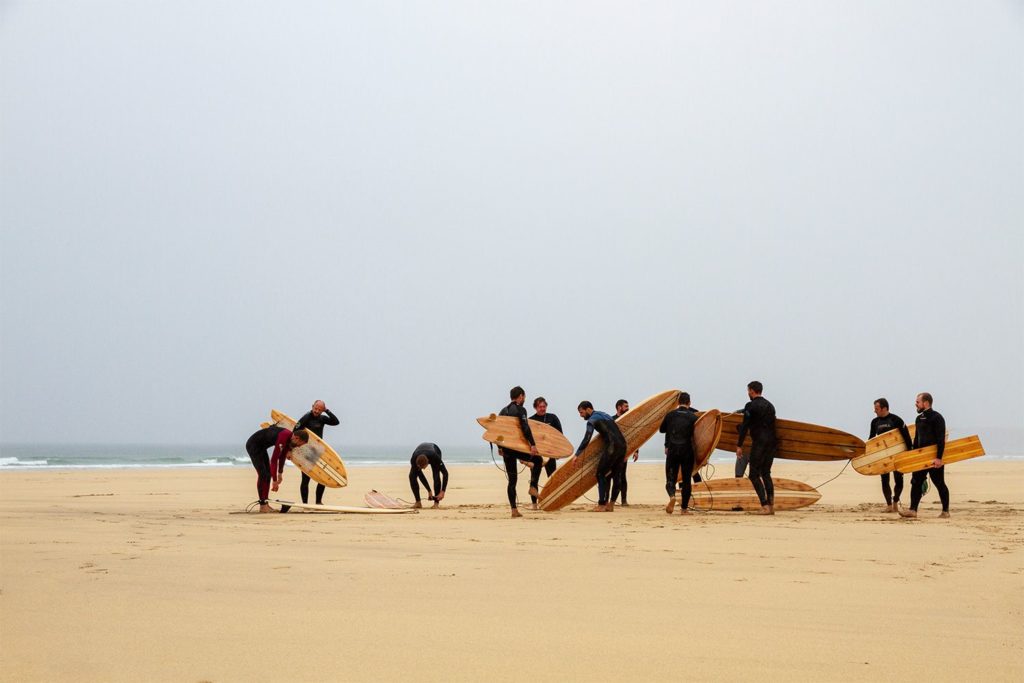 AGM 2018 beach wooden surfboards otter