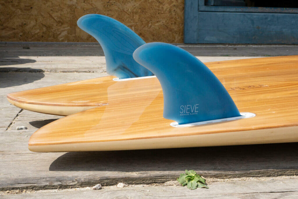 otter wooden surfboard sieve fins