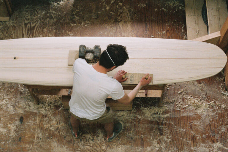 2022-05-01-Otter-Surfboards-Workshop-Mat-Arney-35mm-web-soc-019