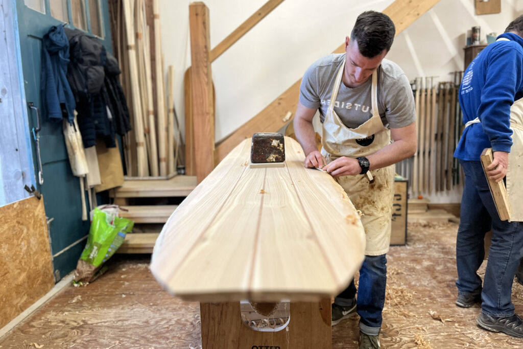 Otter wooden surfboard workshop