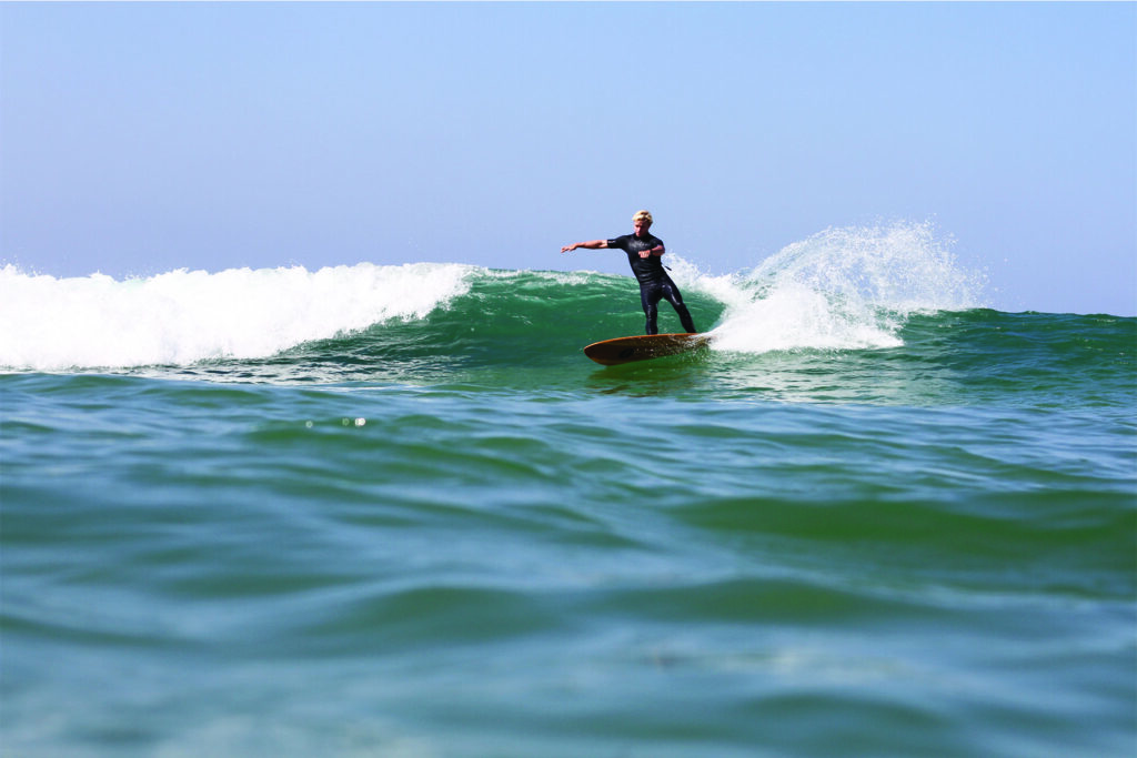 07_Otter_surfboards_asher_surf_simply_france_forehand_cutback_CMYK