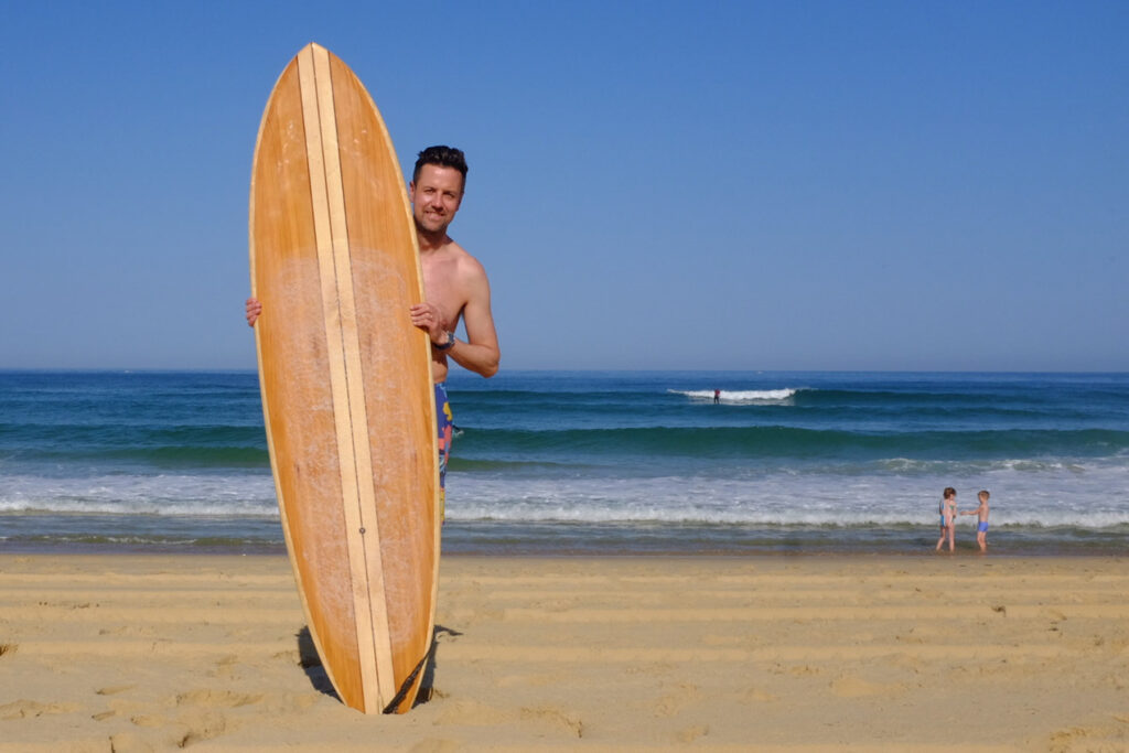 Gavin Otter Wooden Surfboard Coaster_in_France