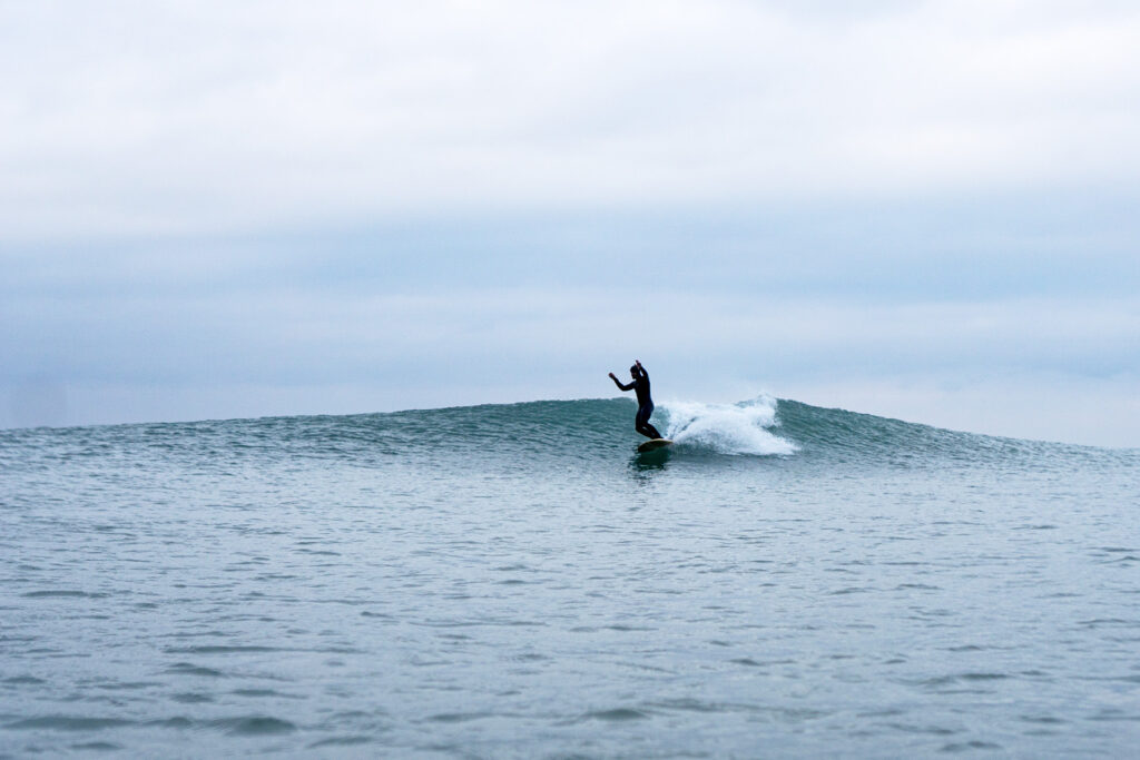 otter sustainable wooden surfboards surfing wave surfer
