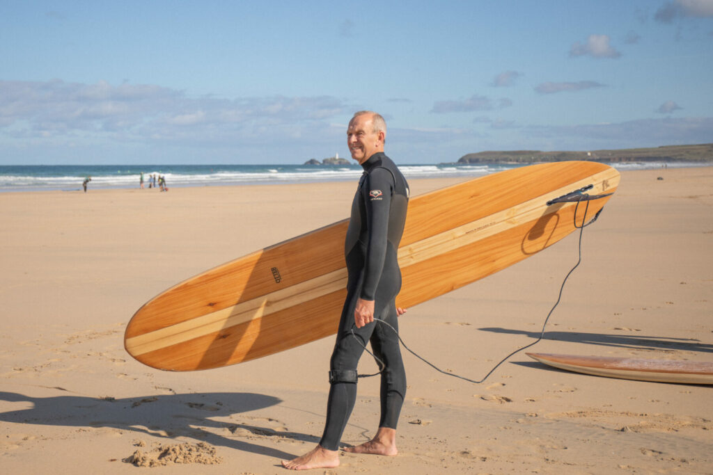 otter sustainable wooden surfboard