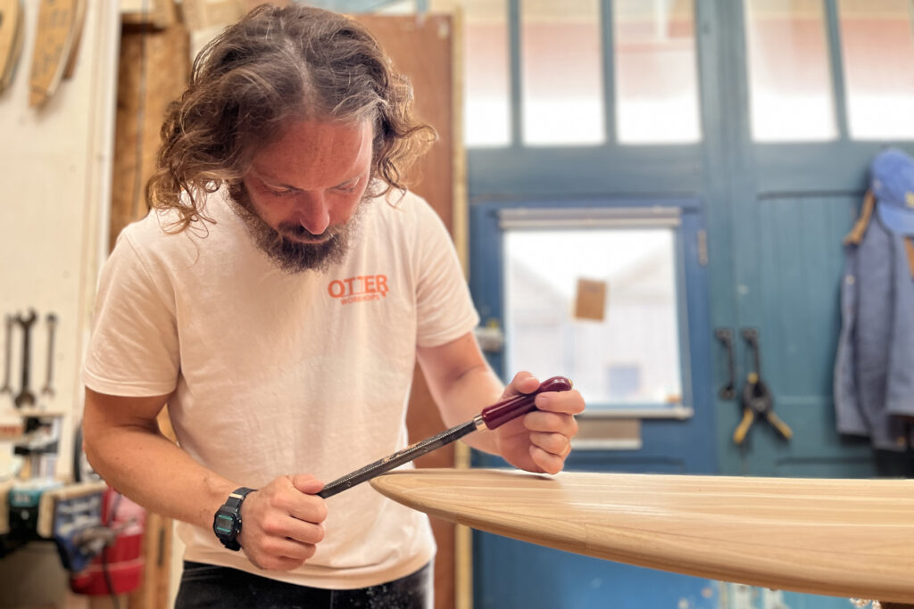 Shaping Otter Surfboards 9'1 Wicket hollow wooden surfboard