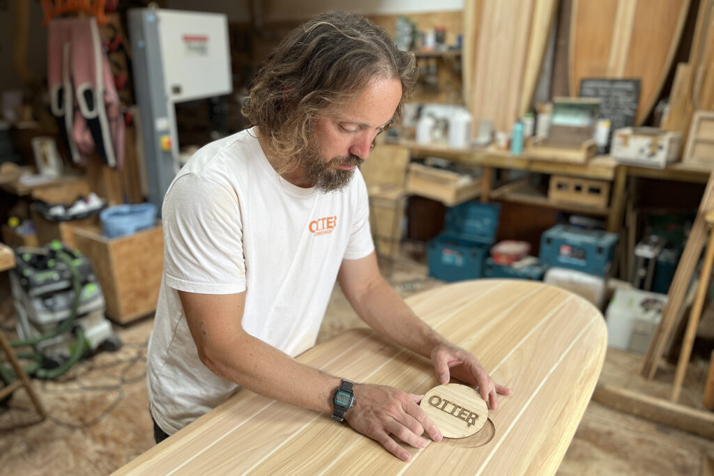 Shaping Otter Surfboards 9'1 Wicket hollow wooden surfboard