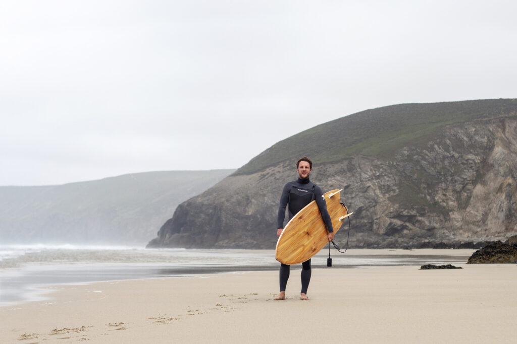 Sustainable, hollow wooden surfboard by Otter Surfboards 6'4 Woodburner