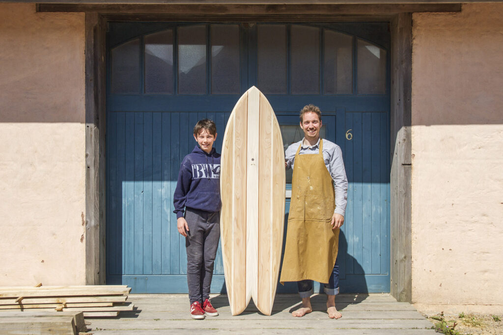 Make your own wooden surfboard course by Otter Surfboards