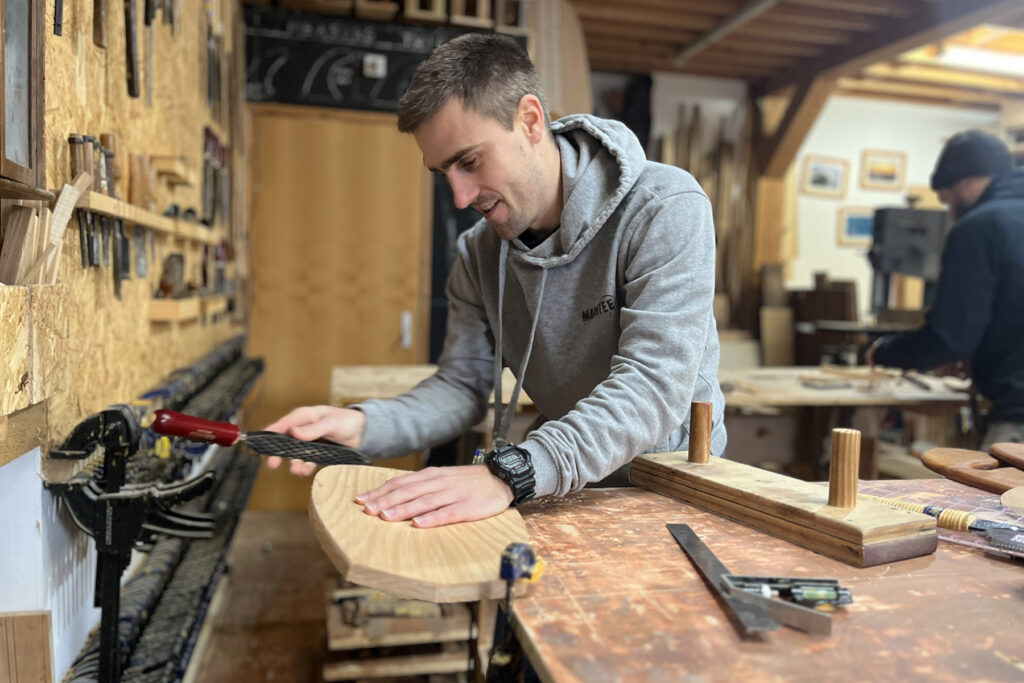 Woodworking course at Otter Surfboards