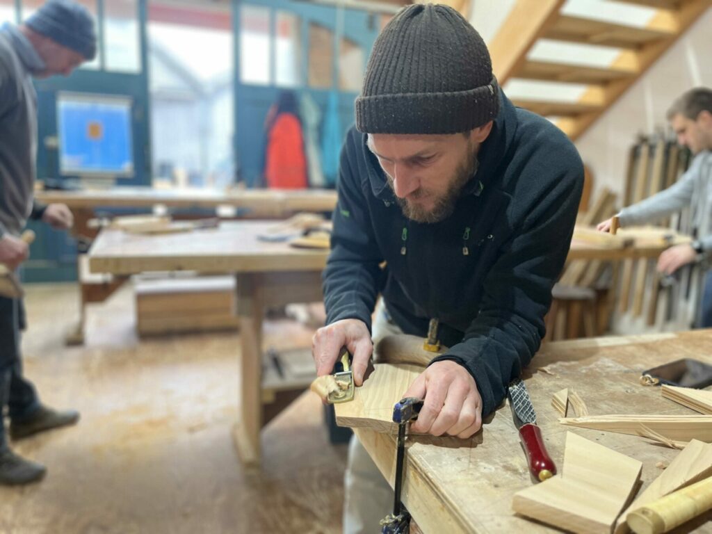 Woodworking course at Otter Surfboards