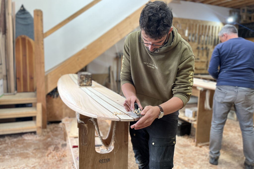 Make your own wooden surfboard with Otter Surfboards