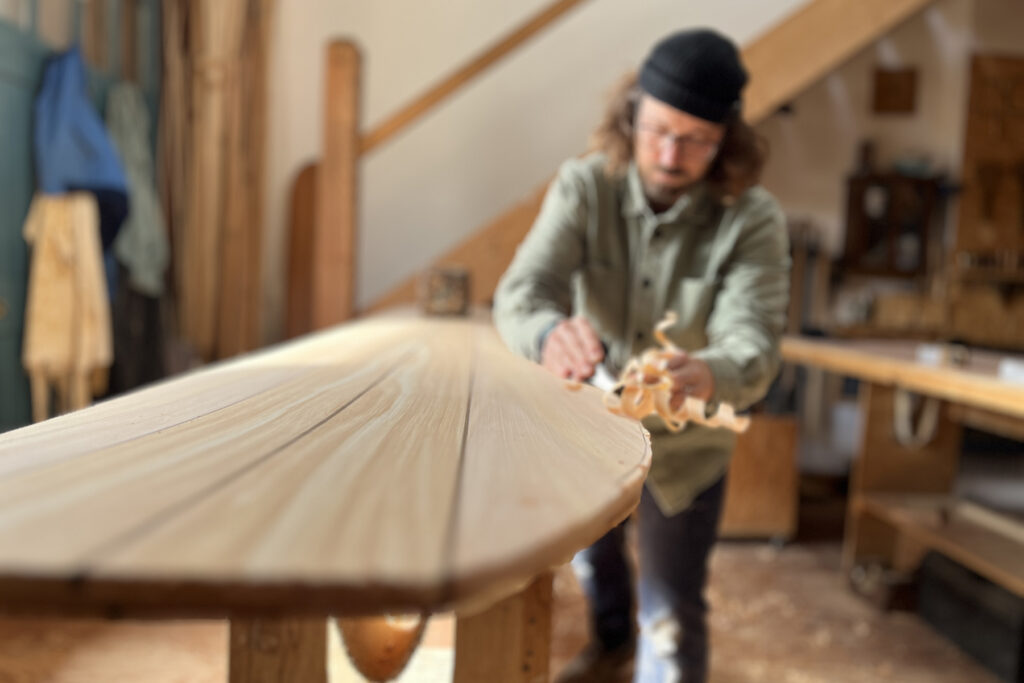 Sustainable, hollow wooden surfboard shaping