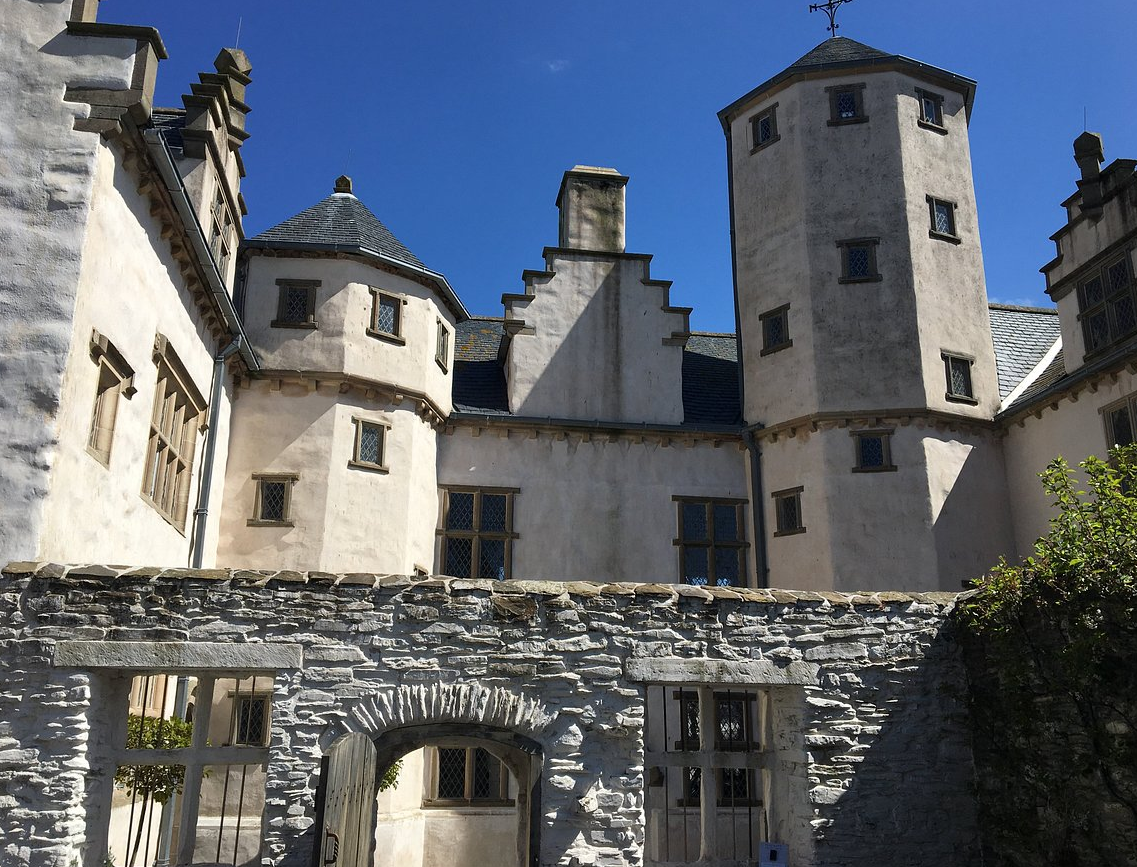 Plas Mawr