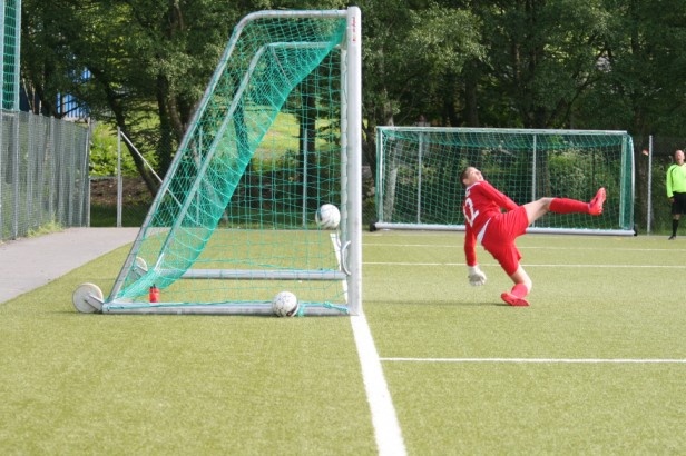 Finale G15 Elite på Lassa 1 0 målet ved Klajdi Burba