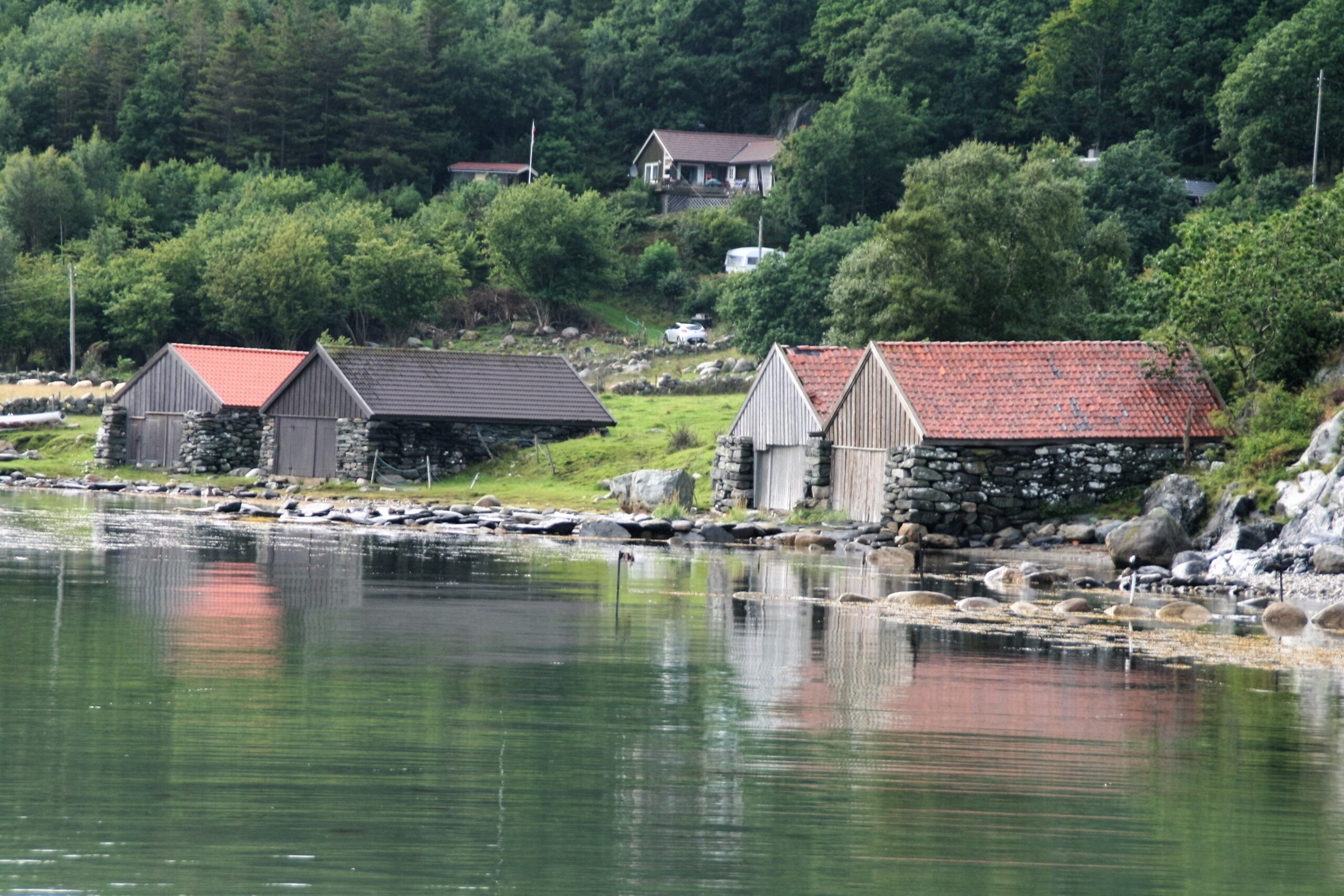 Det er flere flotte steder på øya, som her. FOTO: PER THIME
