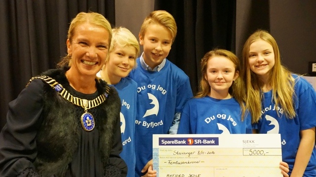 Ordfører Christine Sagen Helgø stilte med penger til Byfjord skole. Foto: Stavanger kommune.