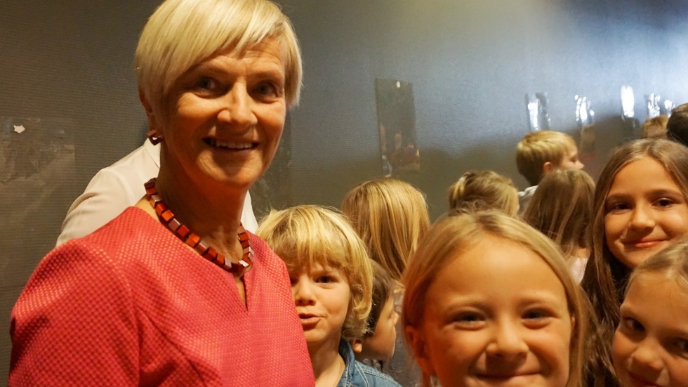 Rektor Kjersti Schibevaag var stolt da skolen markerte sin første 50 år. FOTO: Stavanger kommune