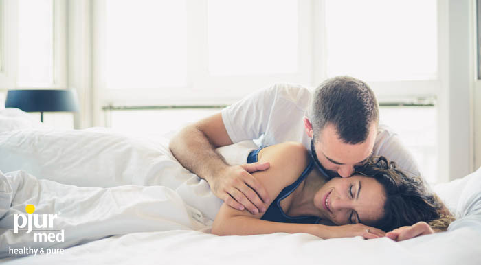 pjurmed couple in bed