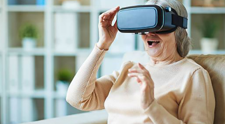 granny using virtual reality