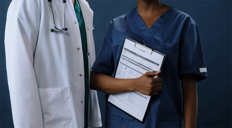 4 High-Paying Healthcare Industry Jobs That Don’t Require an MD